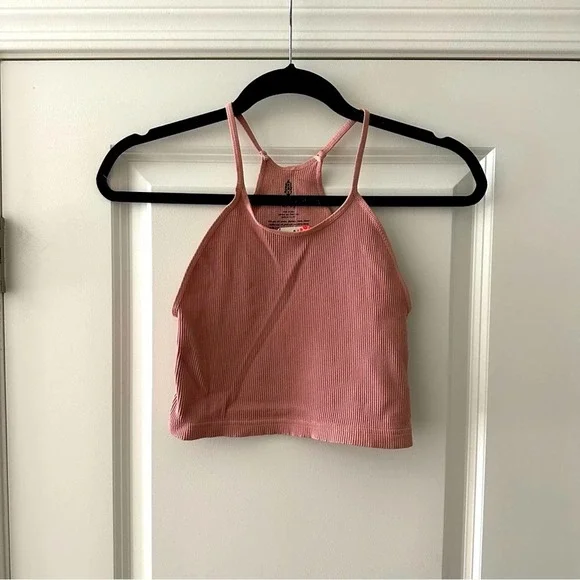 Free People cropped run tank in soft pink Size M/L - Picture 7 of 10